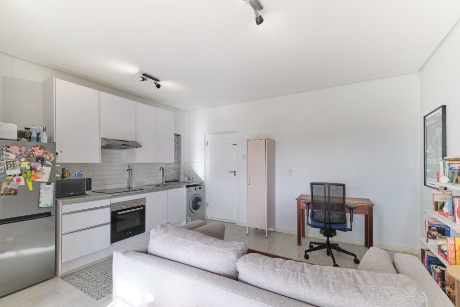 1 Bedroom Property for Sale in Bloubergrant Western Cape